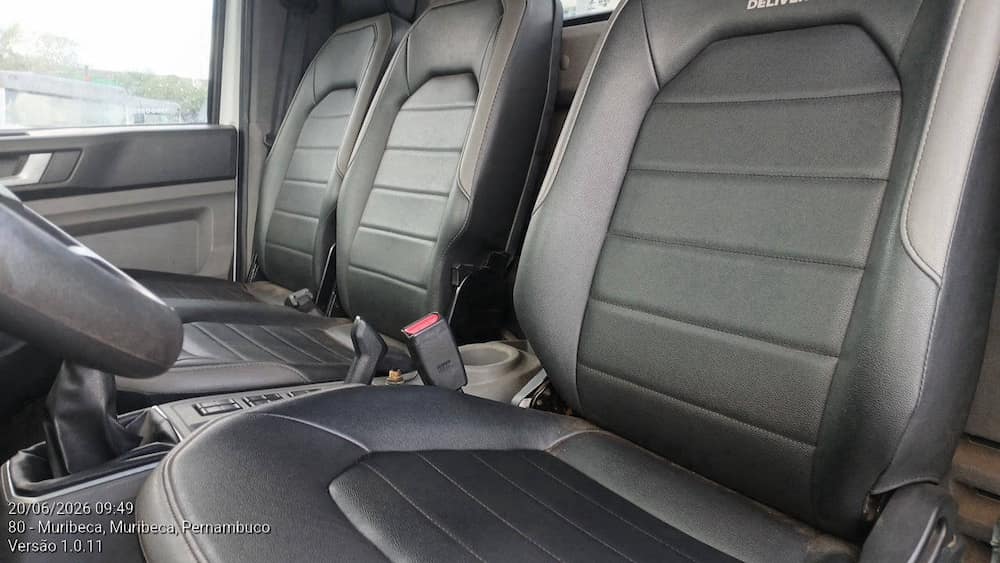 VOLKSWAGEN 9-170 DELIVERY 2P DIESEL E5