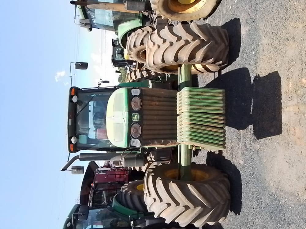 JOHN DEERE TRATOR AGRICOLA JOHN DEERE 7230J