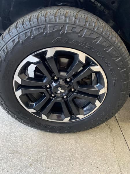 Mitsubishi MMC TRITON SPORT HPE S