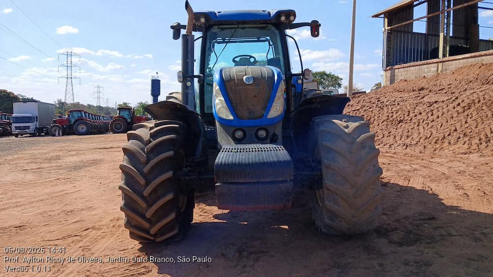 NEW HOLLAND T7 240