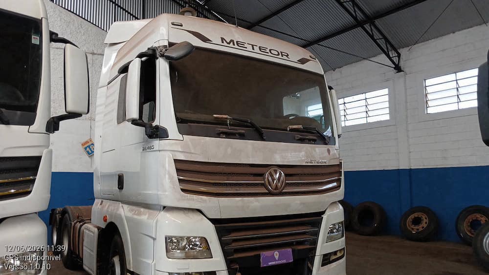 VOLKSWAGEN 29.520 METEOR 6X4