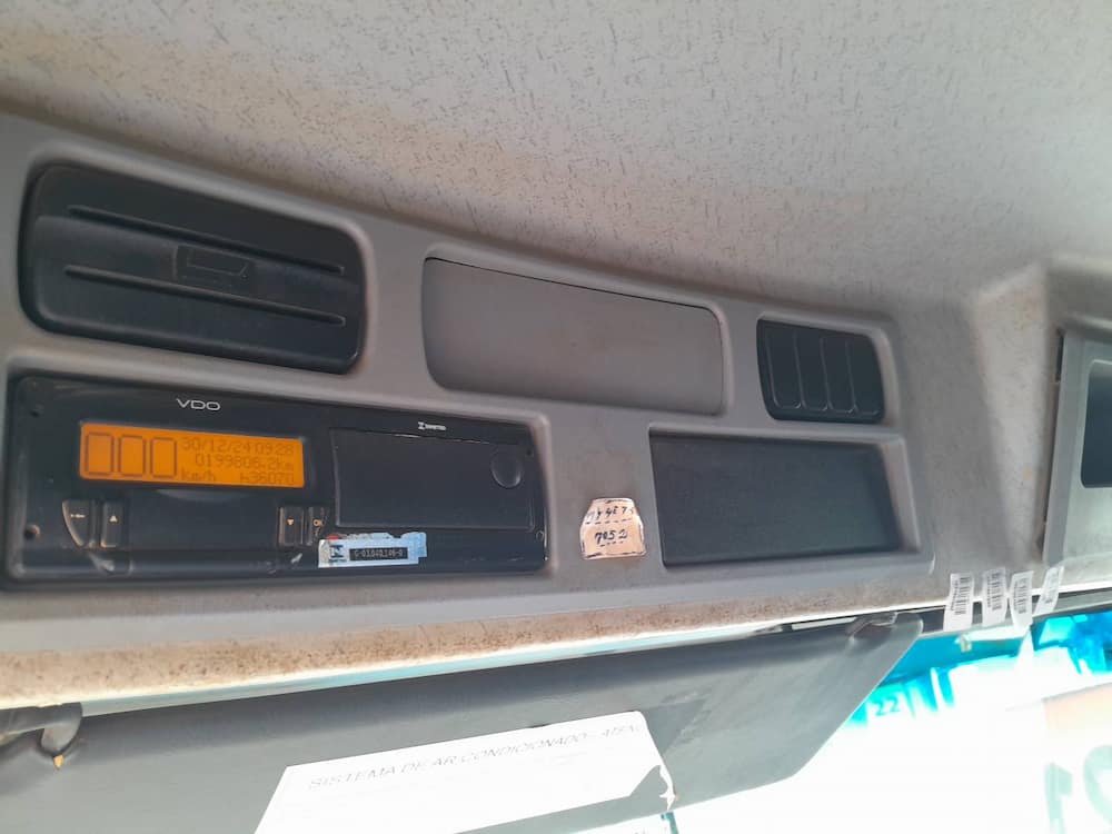 Mercedes-Benz Axor 3344 S (6X4)