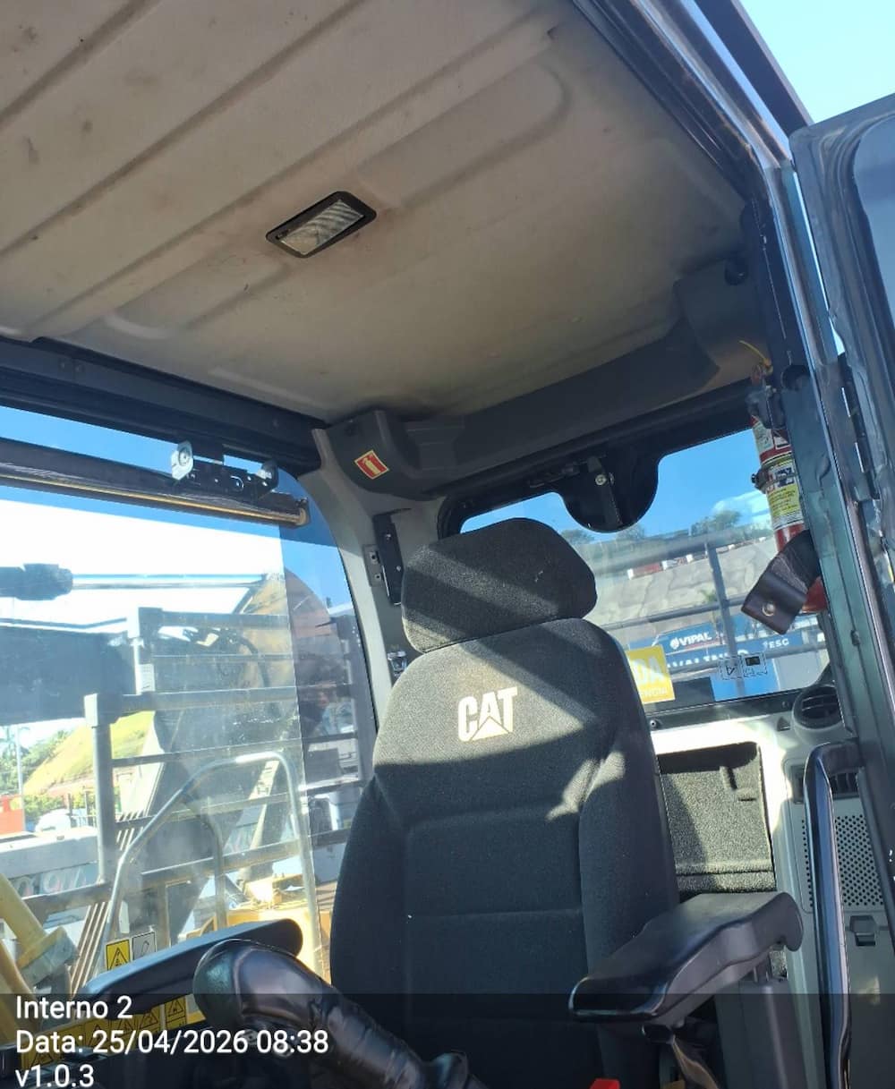 CATERPILLAR CAT 320