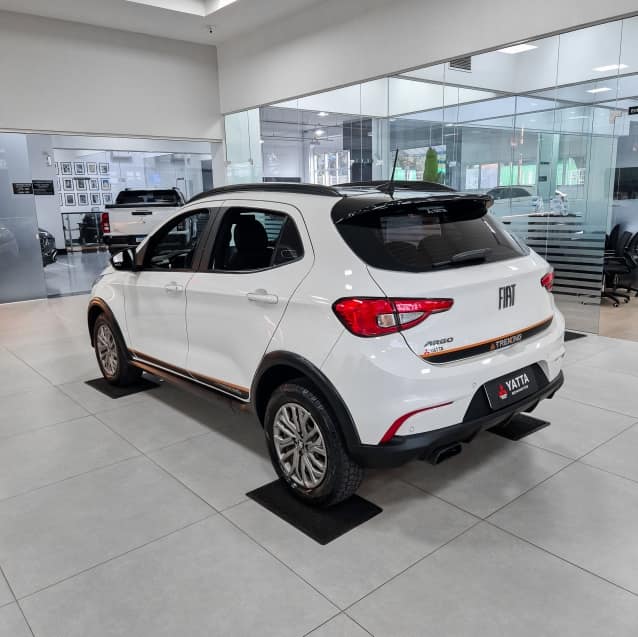 Fiat ARGO 1.3 FIREFLY FLEX TREKKING CVT 2022/2023