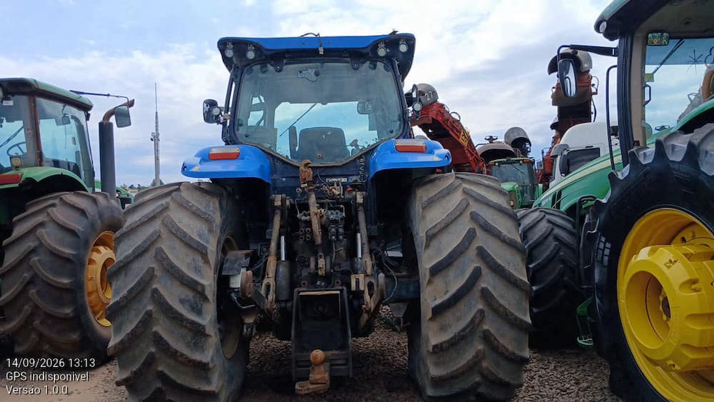 NEW HOLLAND T7 240