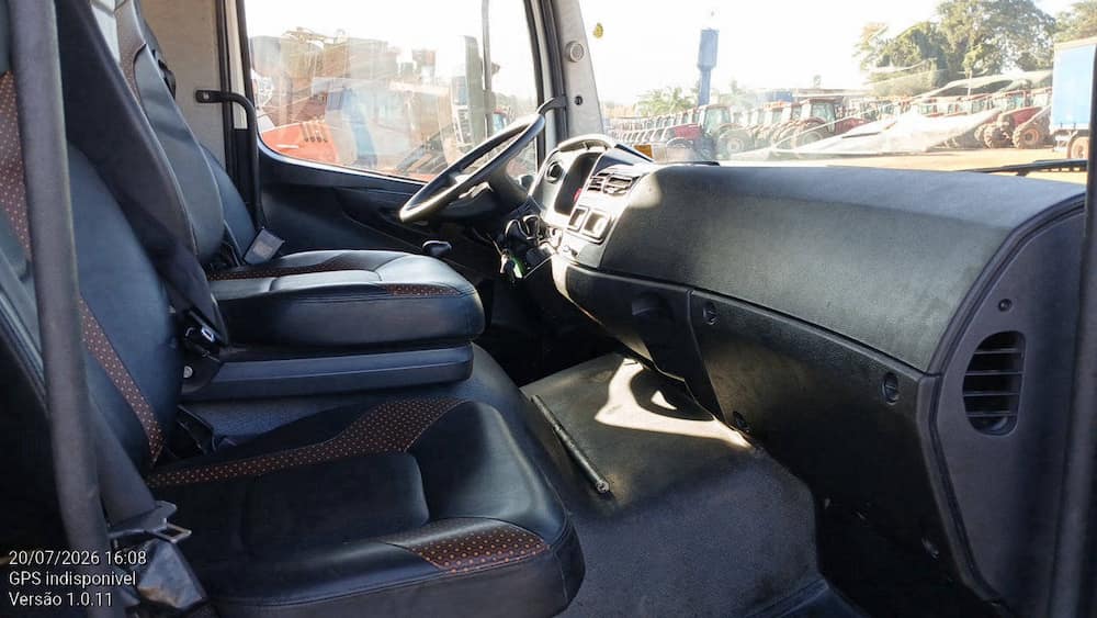 MERCEDES-BENZ ATEGO 2426
