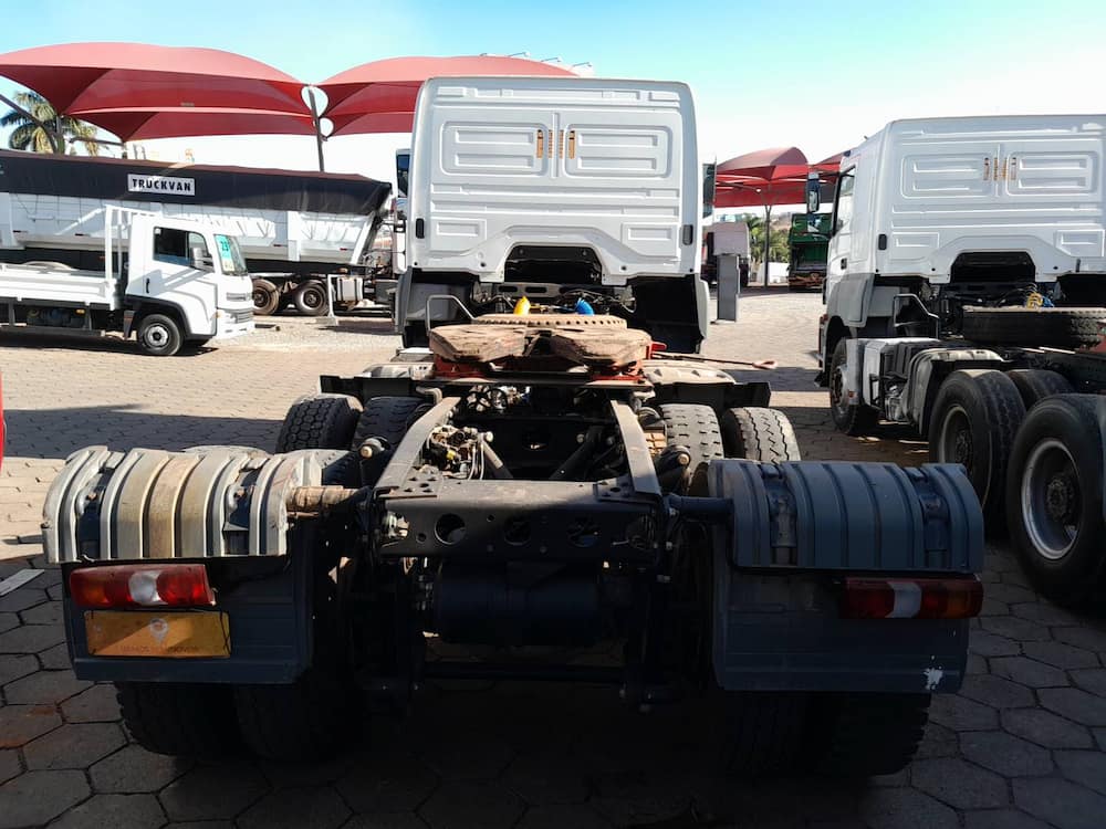 Mercedes-Benz Axor 3344 S (6X4)