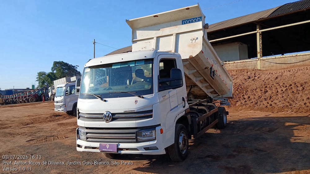 VOLKSWAGEN 11-180 DELIVERY 2P DIESEL E5
