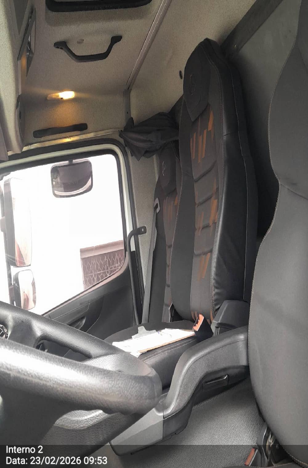 Mercedes-Benz Atego 2430 6x2 (E5)