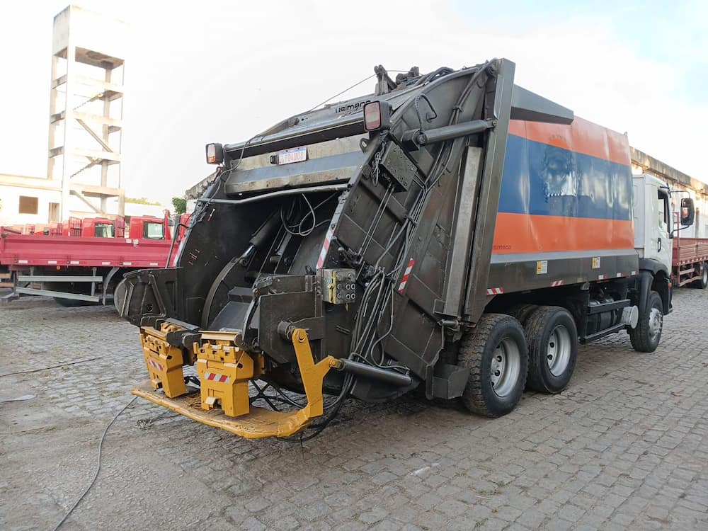 Volkswagen 24-260 E Constel. 6x2 2p (diesel)(E5)