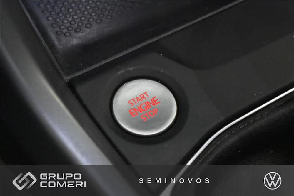 2020 VOLKSWAGEN T-CROSS 1.0 200 TSI TOTAL FLEX COMFORTLINE AUTOMÁTICO