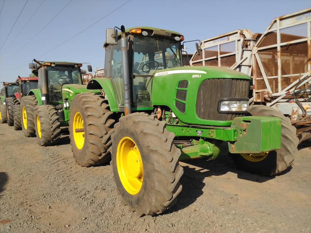 JOHN DEERE TRATOR AGRICOLA JOHN DEERE 6190J