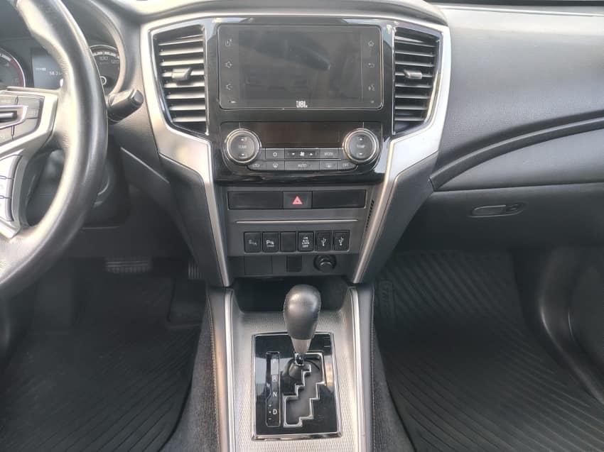 Mitsubishi L200 TRITON 2.4 16V TURBO DIESEL SPORT HPE-S CD 4P 4X4 AUTOMÁTICO 2022/2023