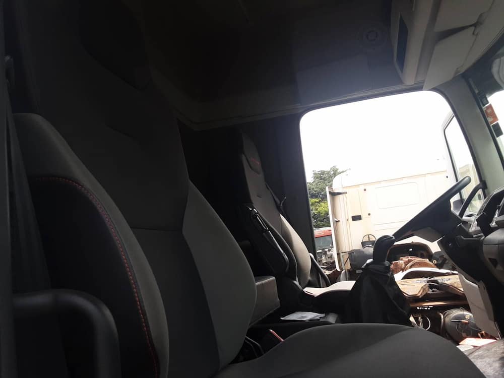Volkswagen 25.420 Constellation 25.420 E DC Tractor V Tronic