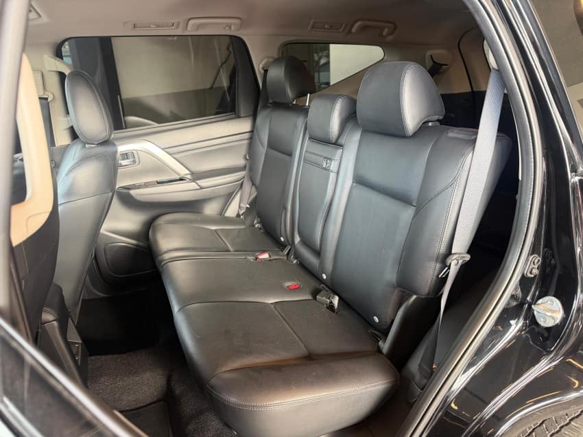 Mitsubishi PAJERO SPORT 2.4 16V MIVEC TURBO DIESEL HPE-S AWD AUTOMÁTICO 2023/2024