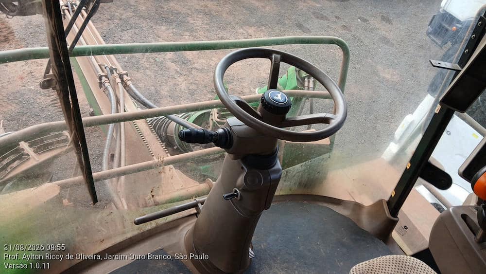 JOHN DEERE CH570