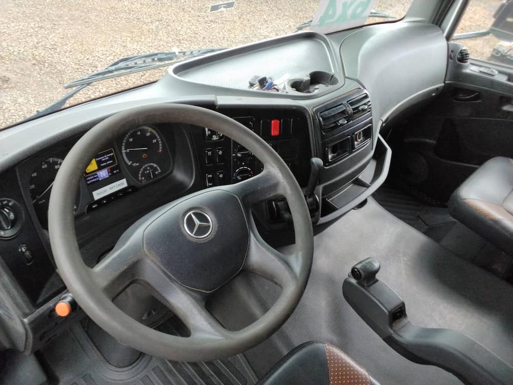 Mercedes-Benz Axor 3344 S (6X4)