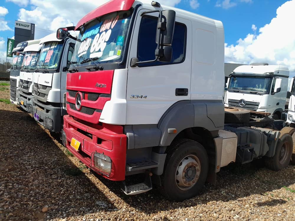 Mercedes-Benz Axor 3344 S (6X4)