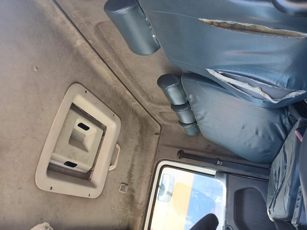 Volkswagen 24-260 E Constel. 6x2 2p (diesel)(E5)