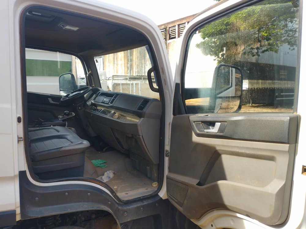 Volkswagen 6-160 Delivery 2p (diesel)(E5)