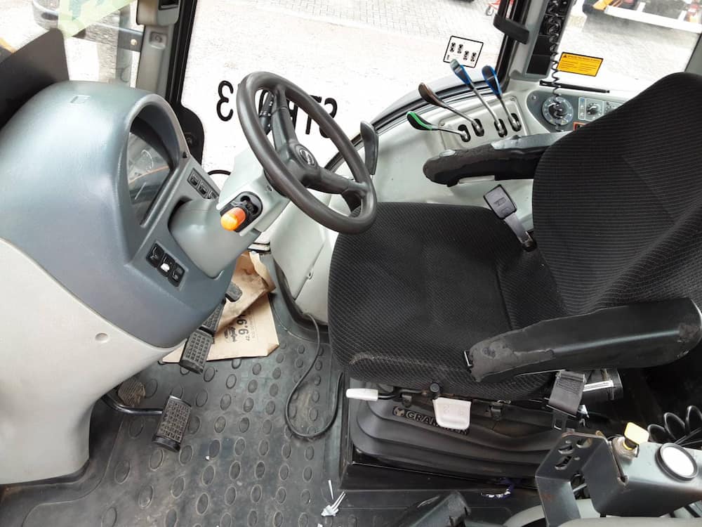 VALTRA BH 224 HiTECH