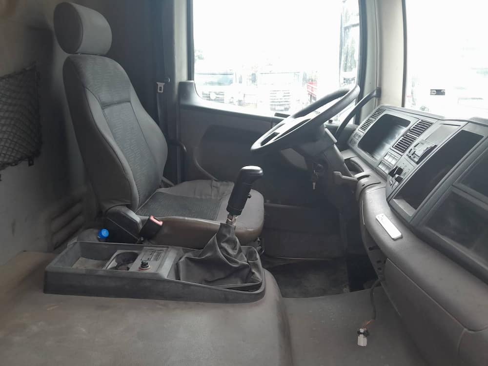 Volkswagen 24.330 Constellation 24.330 E DC