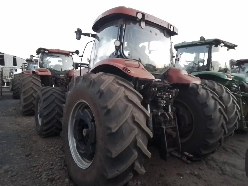 CASE PUMA 215