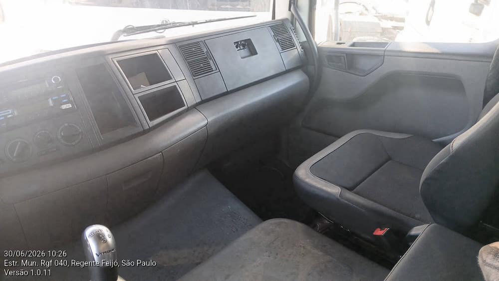 VOLKSWAGEN 25.420 CTC 6X2