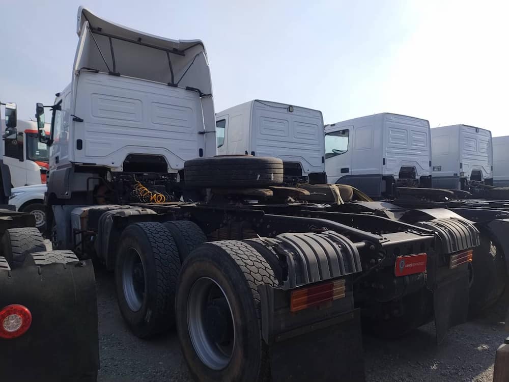 Mercedes-Benz Axor 3344 S (6X4)