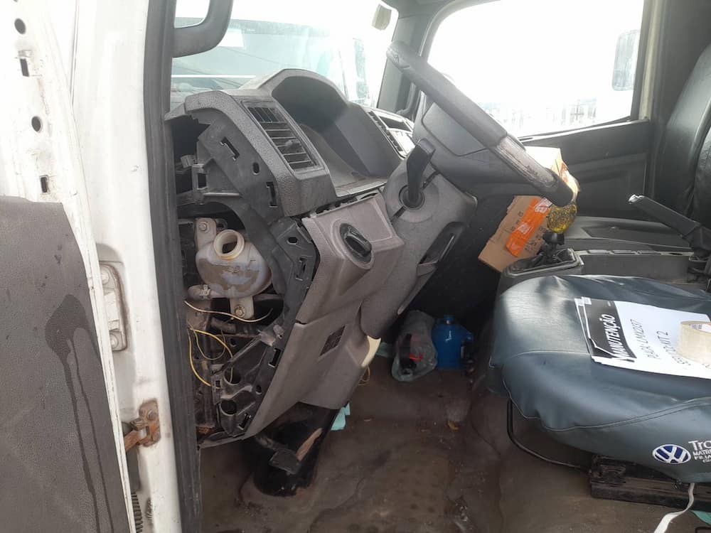 Volkswagen 6-160 Delivery 2p (diesel)(E5)
