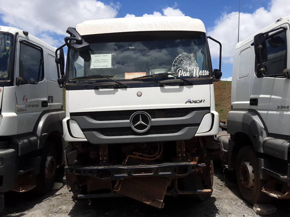 Mercedes-Benz Axor 3344 S (6X4)