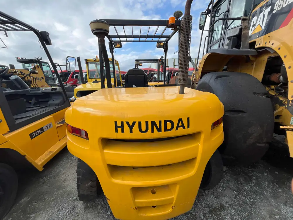 HYUNDAI 70ds-7e
