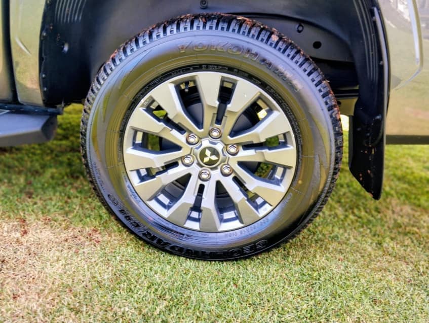 Mitsubishi TRITON 2.4 BITURBO DIESEL CD HPE-S 4X4 AUTOMÁTICO