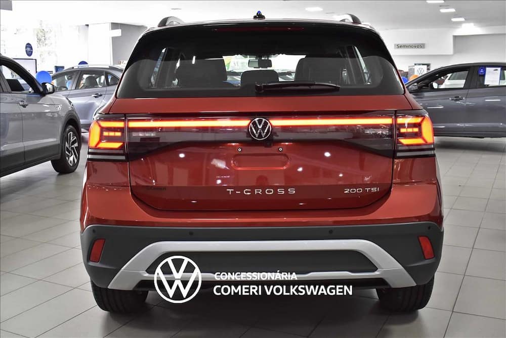 2026 VOLKSWAGEN T-CROSS 1.0 200 TSI TOTAL FLEX AUTOMÁTICO