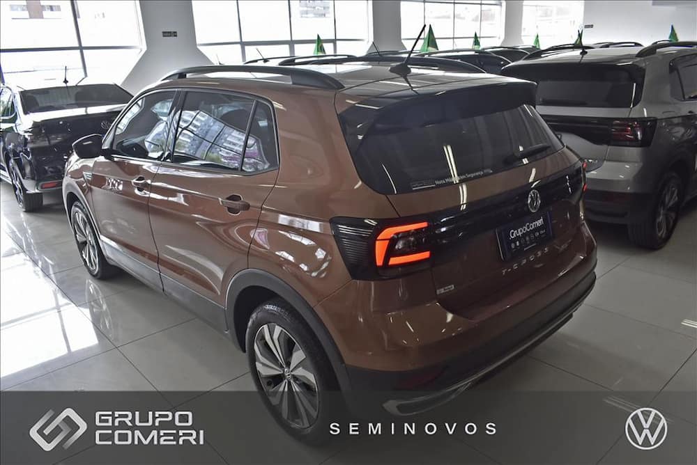 2020 VOLKSWAGEN T-CROSS 1.0 200 TSI TOTAL FLEX COMFORTLINE AUTOMÁTICO