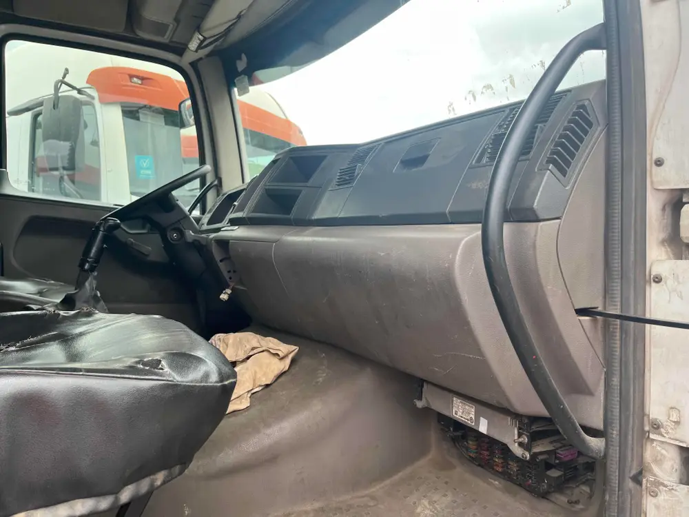 Volkswagen 24.280 Constellation 24.280 E DC