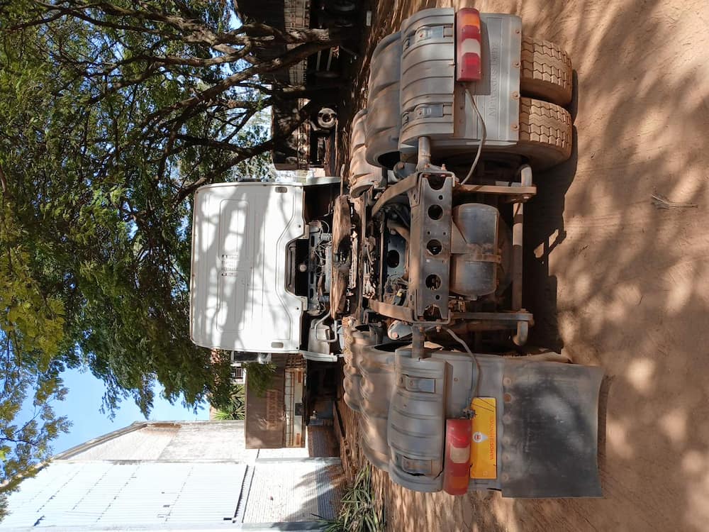 Mercedes-Benz Axor 3344 S (6X4)