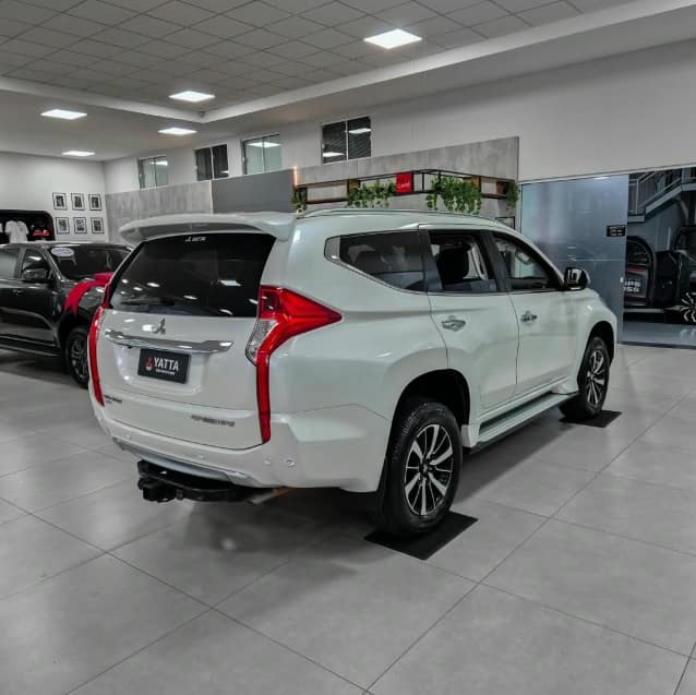 Mitsubishi PAJERO SPORT 2.4 16V MIVEC TURBO DIESEL HPE AWD AUTOMÁTICO 2019/2020