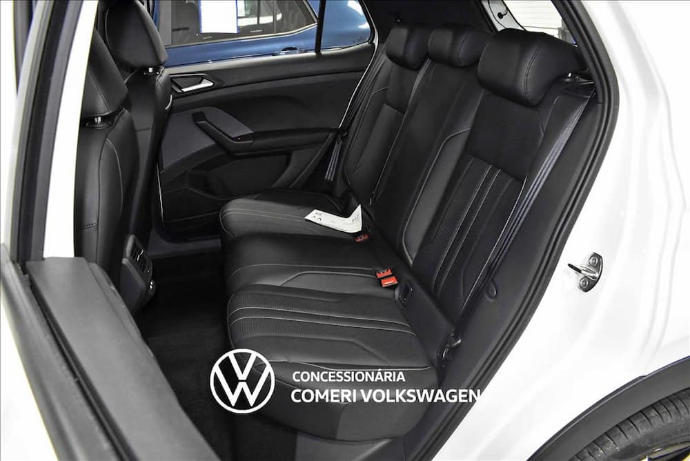 2027 VOLKSWAGEN T-CROSS 1.0 200 TSI TOTAL FLEX COMFORTLINE AUTOMÁTICO