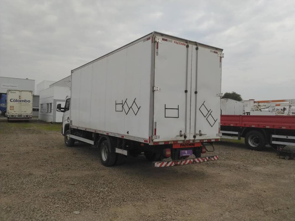 VOLKSWAGEN 11-180 DELIVERY 2P DIESEL E5