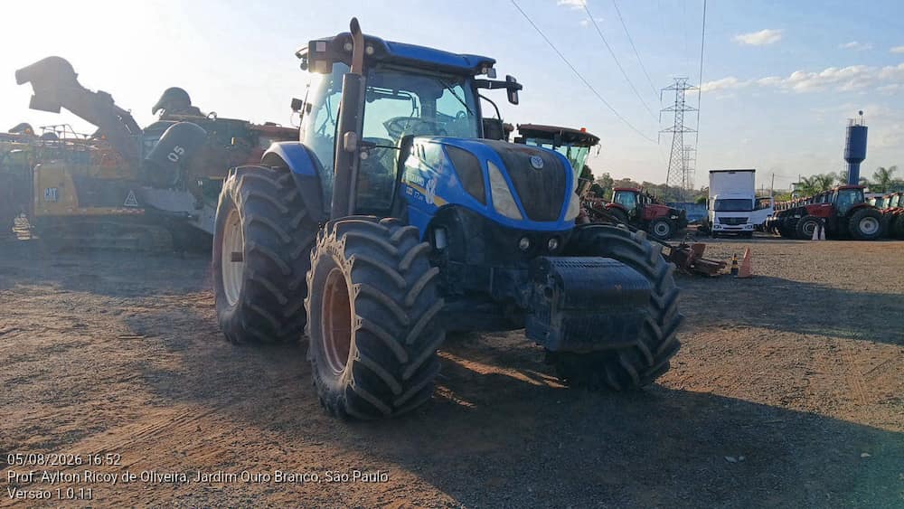 NEW HOLLAND T7 240