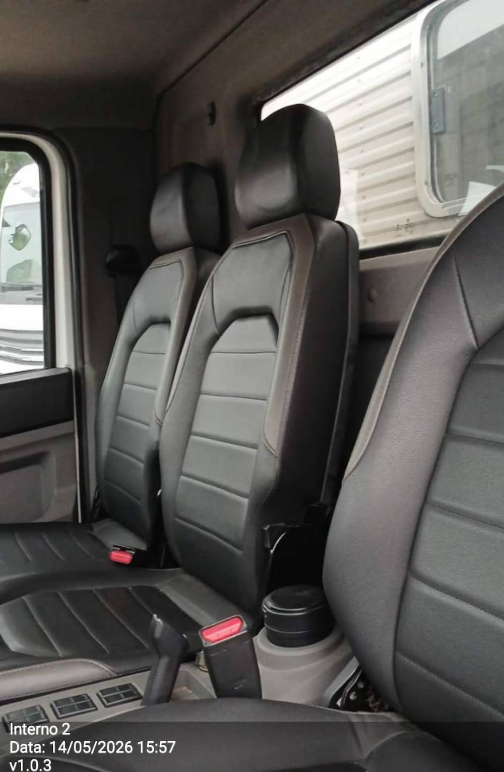 VOLKSWAGEN 9-170 DELIVERY 2P DIESEL E5