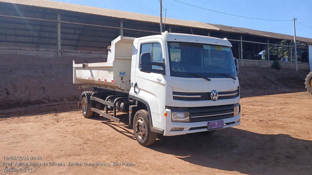VOLKSWAGEN 11-180 DELIVERY 2P DIESEL E5