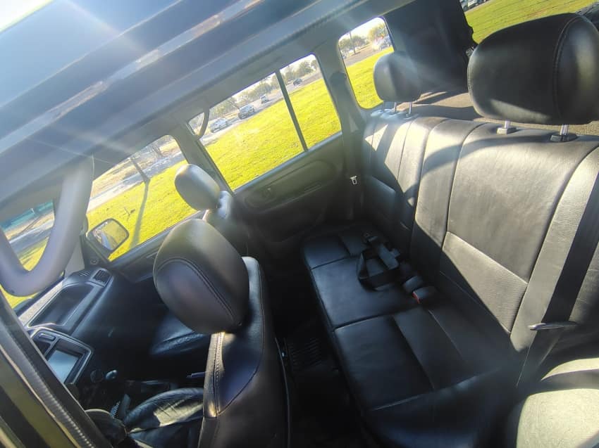 Mitsubishi PAJERO TR4 2.0 4X2 16V 140CV FLEX 4P MANUAL