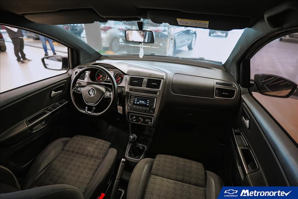 2017 VOLKSWAGEN FOX 1.0 MPI TRACK 12V FLEX 4P MANUAL