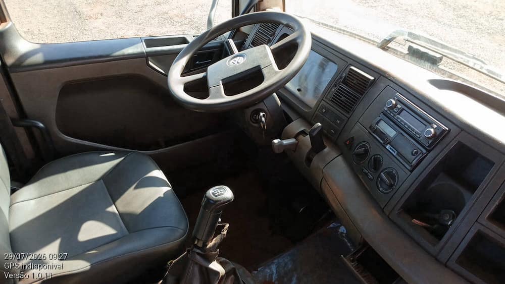 VOLKSWAGEN 26.280 CRM 6X4