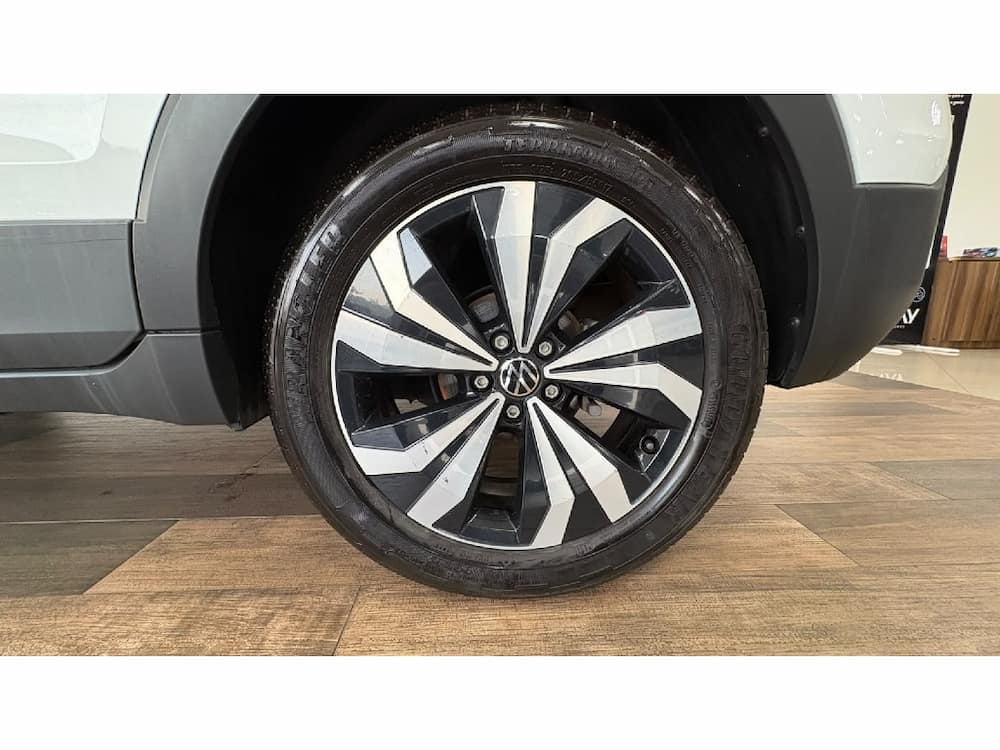 VOLKSWAGEN T-CROSS 1.0 200 TSI TOTAL FLEX AUTOMÁTICO