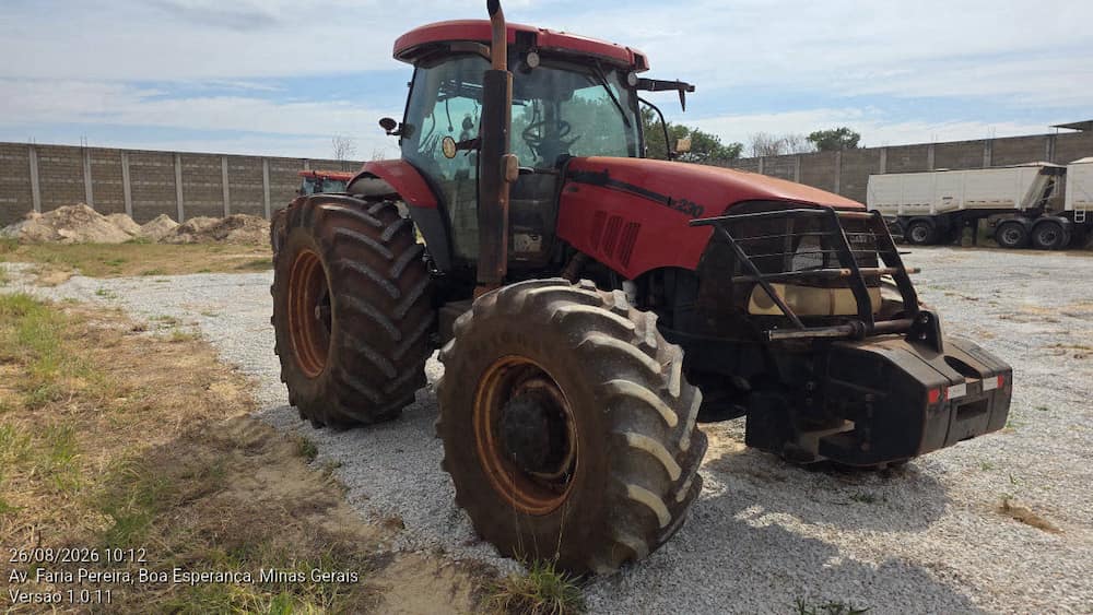 CASE Puma 230