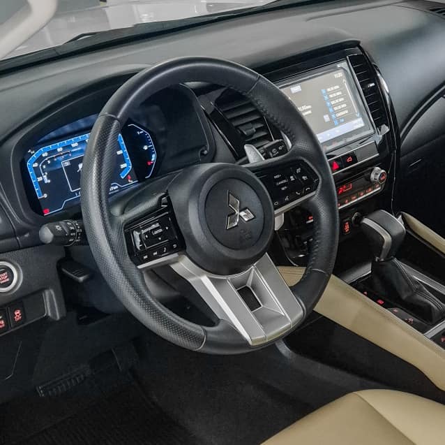 Mitsubishi PAJERO SPORT 2.4 16V MIVEC TURBO DIESEL LEGEND AWD AUTOMÁTICO 2024/2025