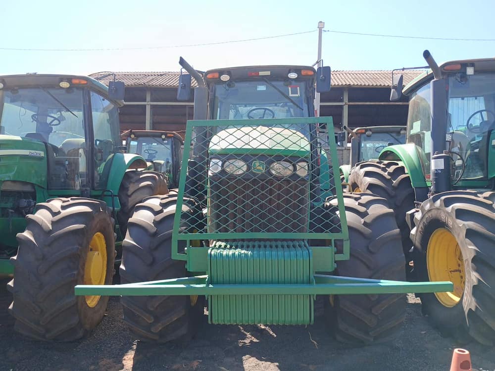 JOHN DEERE 7230J